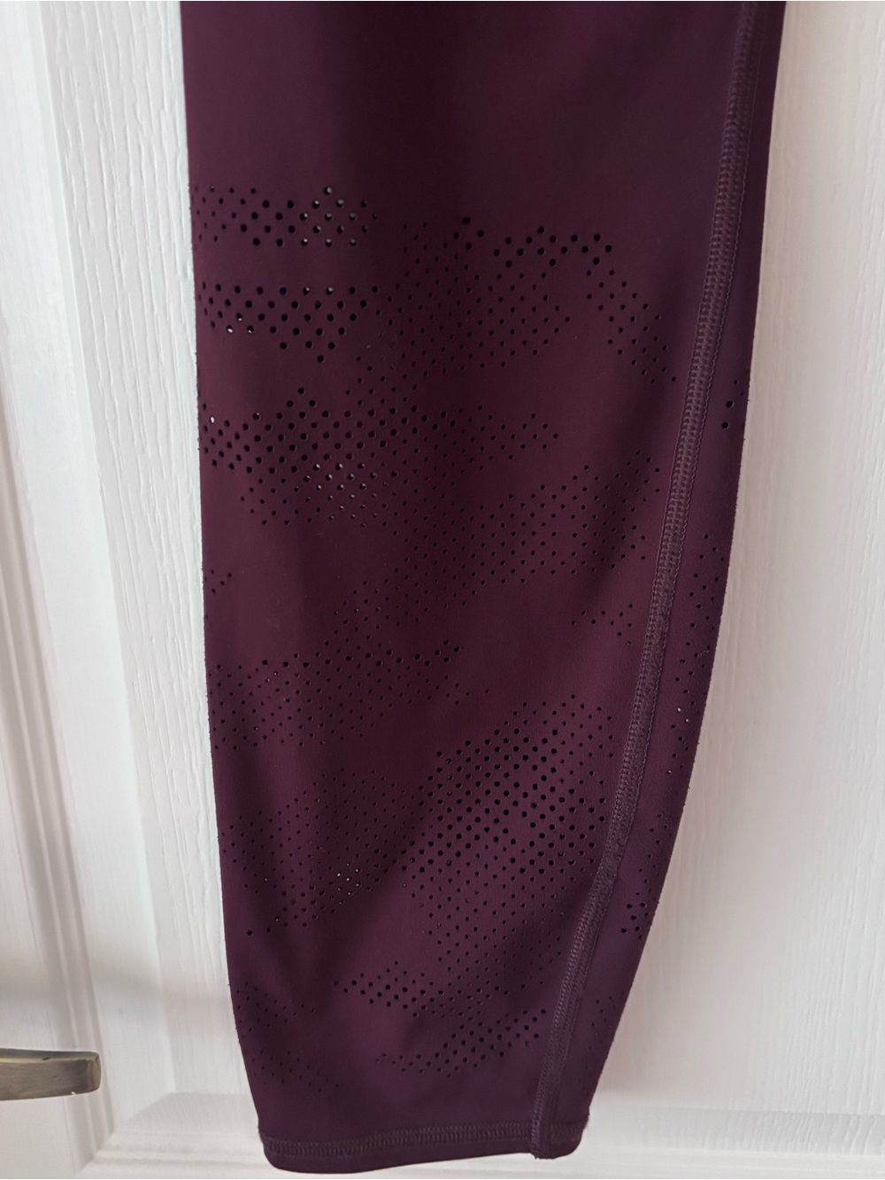 Athleta Persistence Laser Cut 7/8 Tight - Picture 6 of 6